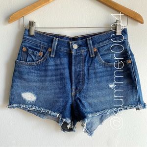Levis 501 Distressed Denim Cutoff Shorts 24